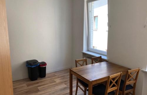 Giebichenstein Apartment | Ruhige Wohnung bei der Burg im OG1