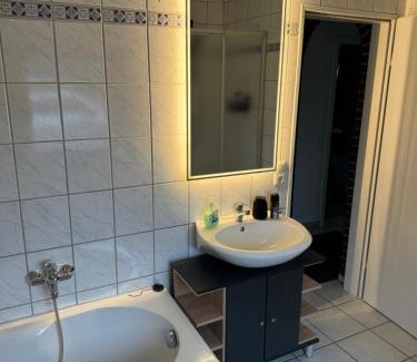 Nethen Apartment | Ruhige Wohnung in Nethen beim Beach Club