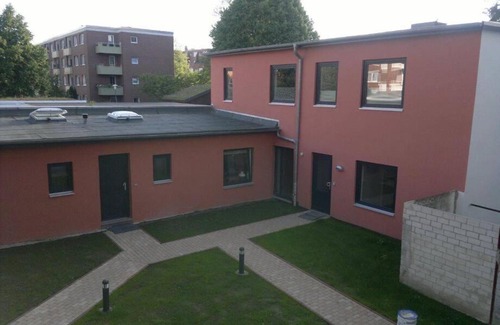 Wik Apartment | Ruhiggelegene Hinterhof Erdgeschosswohnung