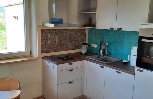 Frickingen Apartment | Ruhiggelegenes Strohhaus mit Öko-flair im Bodensee Hinterland