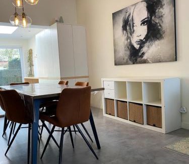 Brasschaat House | Ruime woning nabij Antwerpen en haven