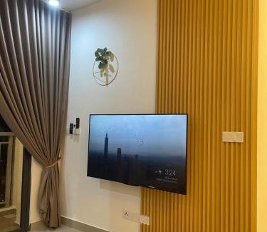 Sentul Pasar Apartment | RumaDuke Kuala Lumpur with Netflix and KLCC Views