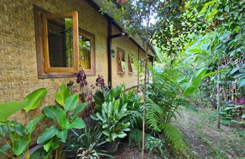 Senggigi House | Rumah Atlas