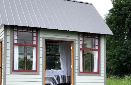 Greenwich House | Runamuk Farm Camp with a View near the Adirondacks
