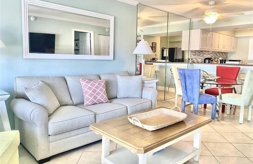 Bradenton Beach Condo | Runaway Bay 234 - Beach Life on Anna Maria Island.