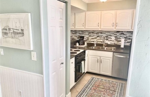 Bradenton Beach Condo | Runaway Bay 234 - Beach Life on Anna Maria Island.