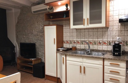 Portell Cottage | Rural apartment Cal Ventura Vell for 2 people