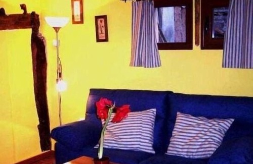 Garganchon Cottage | Rural apartment La Taba for 3 people