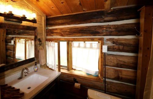 Clark House | Rural Cabin Rental in Secluded Mountain Area in North Central Colorado