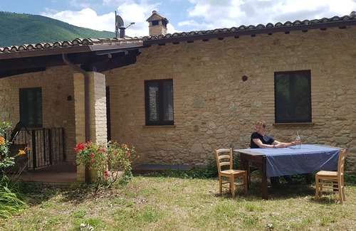 Vallo di Nera Apartment | Rural farm-stay in restored villa on working organic farm. Kid friendly!