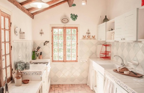 Sauveterre-la-Lemance House | Rural holiday home in a quiet location
