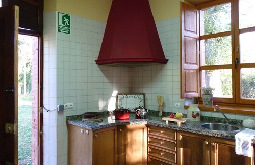 Matallana de Torio House | Rural house El Refugio de Valporquero. Isolated mansion in the middle of a nature reserve