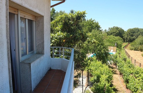 Loureiro House | Rural house with swimming pool and barbecue. Santiago's road. Near Ribeira Sacra