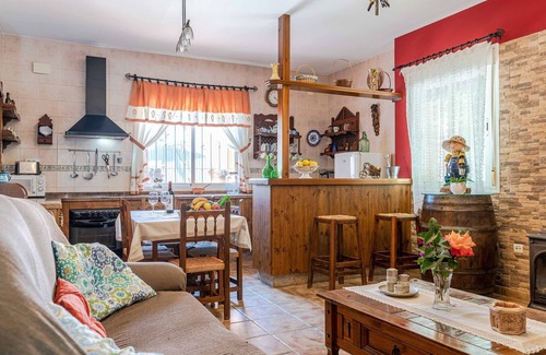 Niguelas Ski Chalet | Rural house with pool, garden and BBQ