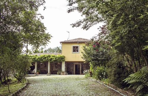 Meixedo Cottage | Rural tourism, nature walks, private swimming pool, beach at 15km, 8 persons