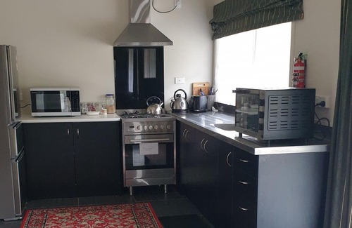 Tuateawa House | Ruru Retreat in Tuateawa