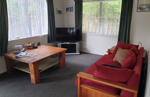 Tuateawa House | Ruru Retreat in Tuateawa