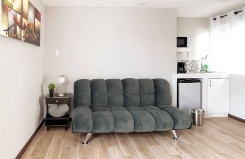 Zona 11 Apartment | RusNovena Apartment #1- Zone 11 - With A/C