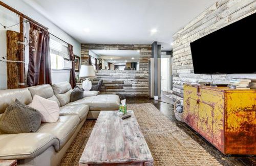 Lyon County House | Rustic and Secluded Nevada Home On-Site Dog Park!