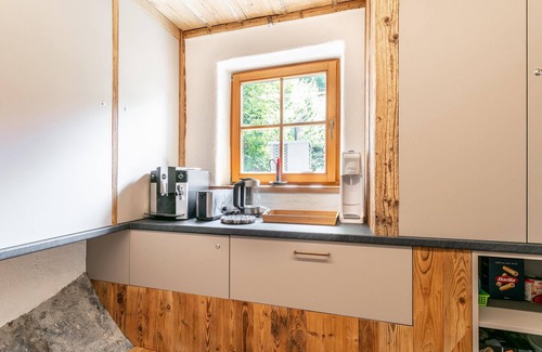 Muhlthal Apartment | Rustic apartment, only 100m to the ski bus