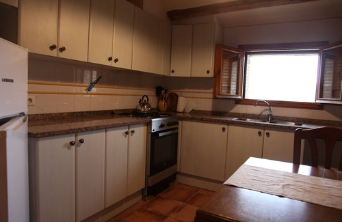 Llagostera Apartment | Rustic apartment on the Costa Brava