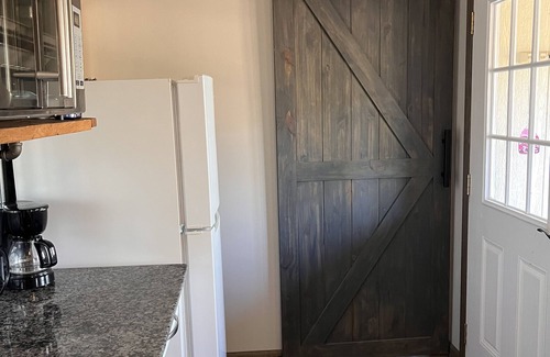 Eureka Springs Cabin | Rustic Boondock - Peaceful tiny home on 143 acres!