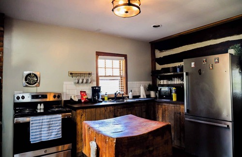 Rising Sun Cabin | Rustic Cabin at Grace Woods