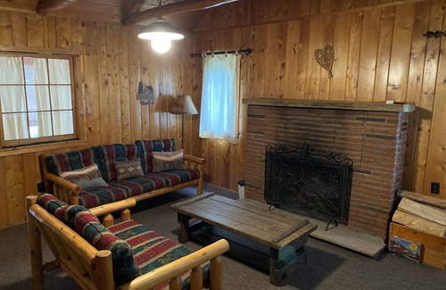 Lyons Cabin | Rustic cabin
