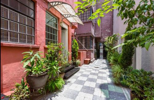 Colonia Cuauhtemoc House | Rustic Chic House, steps away from Reforma