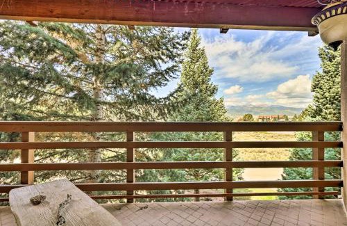 Angel Fire Apartment | Rustic Condo with Deck Less Than 1 Mi to Angel Fire Resort!