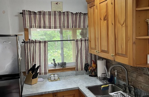 Ramara Cottage | Rustic Cottage on Lake Couchiching and 5 minutes from Casino Rama