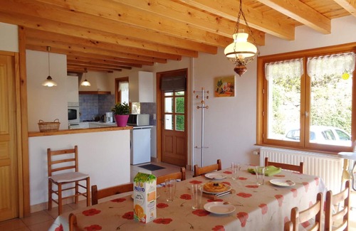 La Tuiliere Cottage | Rustic cottage with terrace and garden, pets allowed