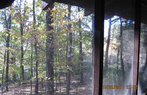 Frankford Cabin | Rustic country log cabin at Culver Lake.​