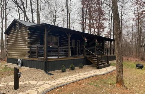 Mitchell Cabin | Rustic luxury in beautiful area near state park