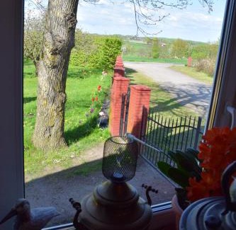 Lovestad Apartment | RUSTIC MAID´S ROOM