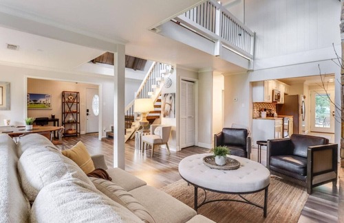 Diamondhead House | Rustic Oaks -Golf Cabin