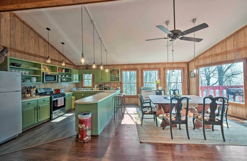 Ranger Cabin | Rustic Ranger Cabin w/Amazing Mountain Views