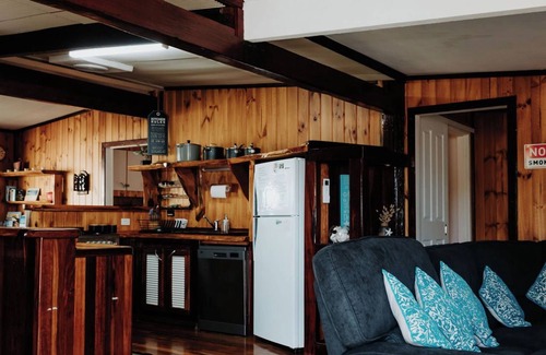 Castletown House | Rustic Retreat Esperance