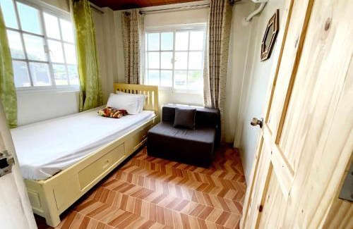 San Fernando House | Rustic Retreat room in San Fernando La Union