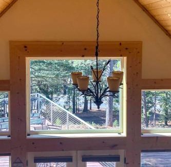 East Shore House | Rustic Retreat with Deck Steps From Lake Almanor!