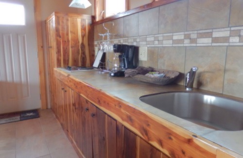 Alpine House | Rustic Western Experience With Hot Tub For Stargazing - No Extra Fees