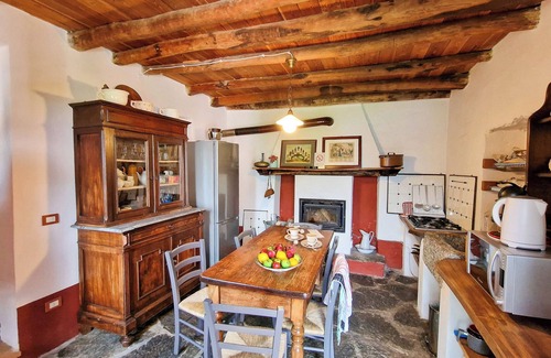 Semnago-San Martino House | Rustico holiday home Antico