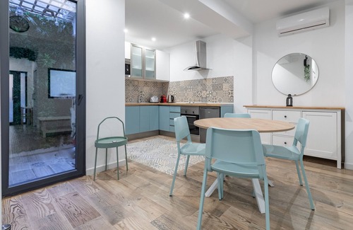 Montolivet Apartment | Ruzafa Vertical. WiFi + Air Conditioning + Inner patio