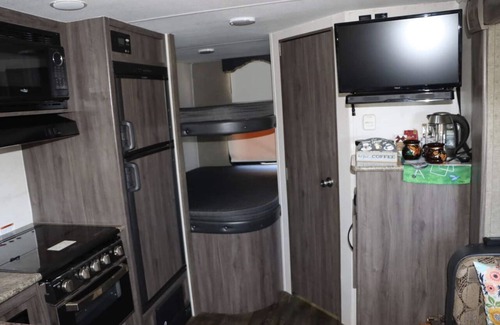 Hemet House | RV, quiet place in the mountain