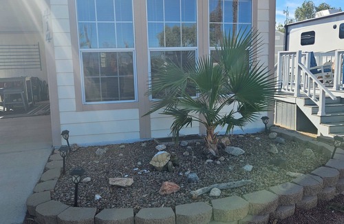 Bullhead City House | RV Resort Park Model - Bullhead City. View Colorada River and Casino Lights.