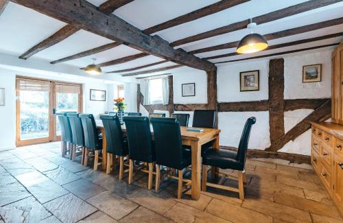 Eaton Mascott House | RYTON GRANGE FARMHOUSE to sleep 12