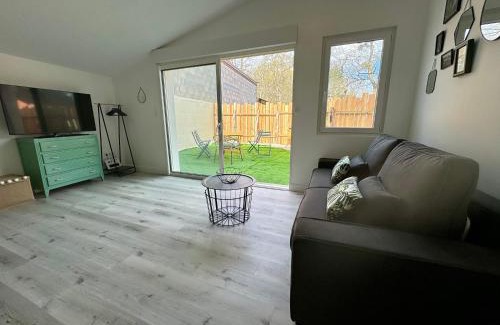 Breuillet House | Sérénité aux Nids du Petit Bois pour un séjour détente en Charente Maritime
