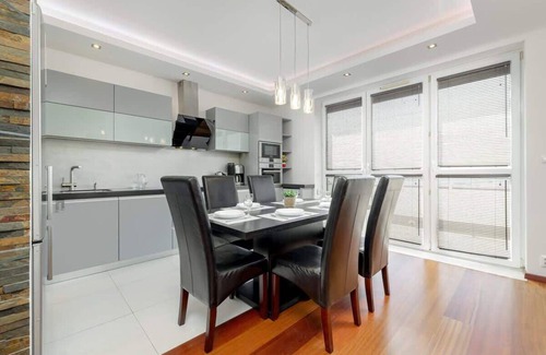 Pradnik Bialy Apartment | Słomczyńskiego 20 | Stylish Apartment | Parking