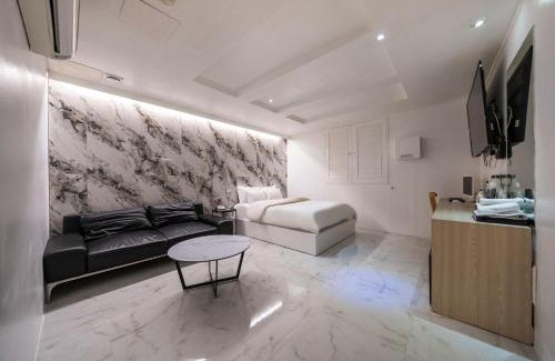 Bucheon Hotel | S Hotel