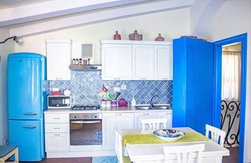 Cardedu Apartment | S'Omu and Assunta 1P apartment with terrace and private pool.